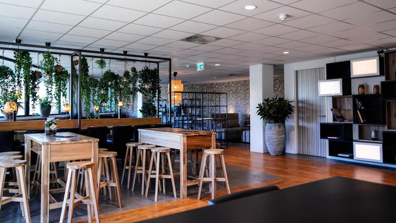 Amrath Apart-Hotel Schiphol Badhoevedorp Esterno foto