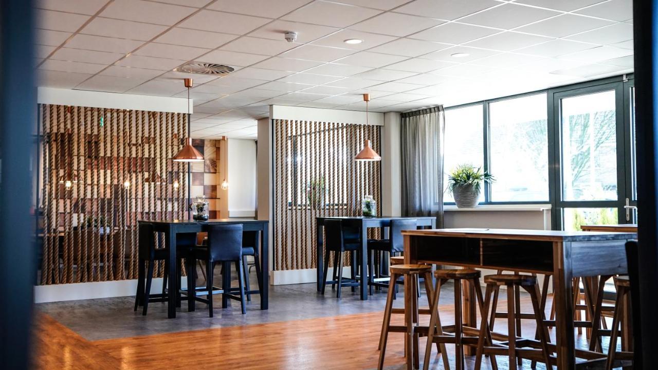 Amrath Apart-Hotel Schiphol Badhoevedorp Esterno foto